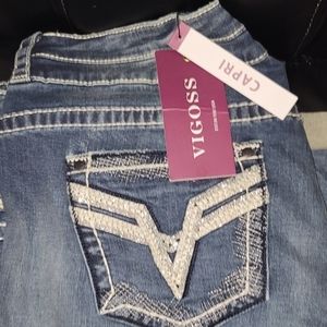 Brand new with tags Vigoss Jean Capris